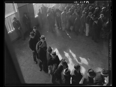 People from 1930s in employment line